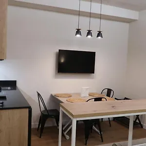 Apartamento Ama Metropolitano 03, Madrid